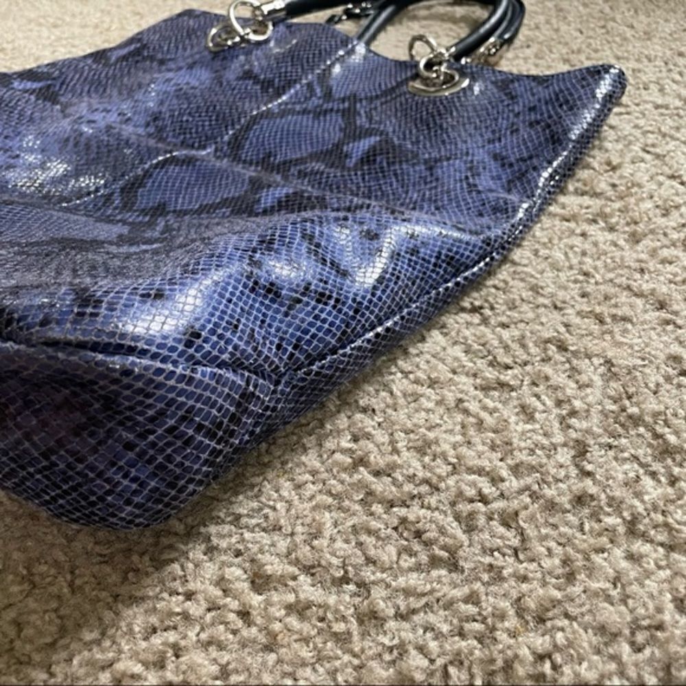 Cynthia Rowley Python Snake Leather Embossed Chain Link oversized Tote. - Picture 6 of 8
